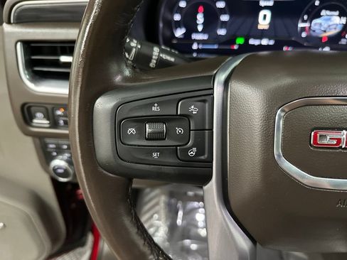 Used 2022 GMC Yukon SLT w/ SLT Premium Package AWD/4WD image 14