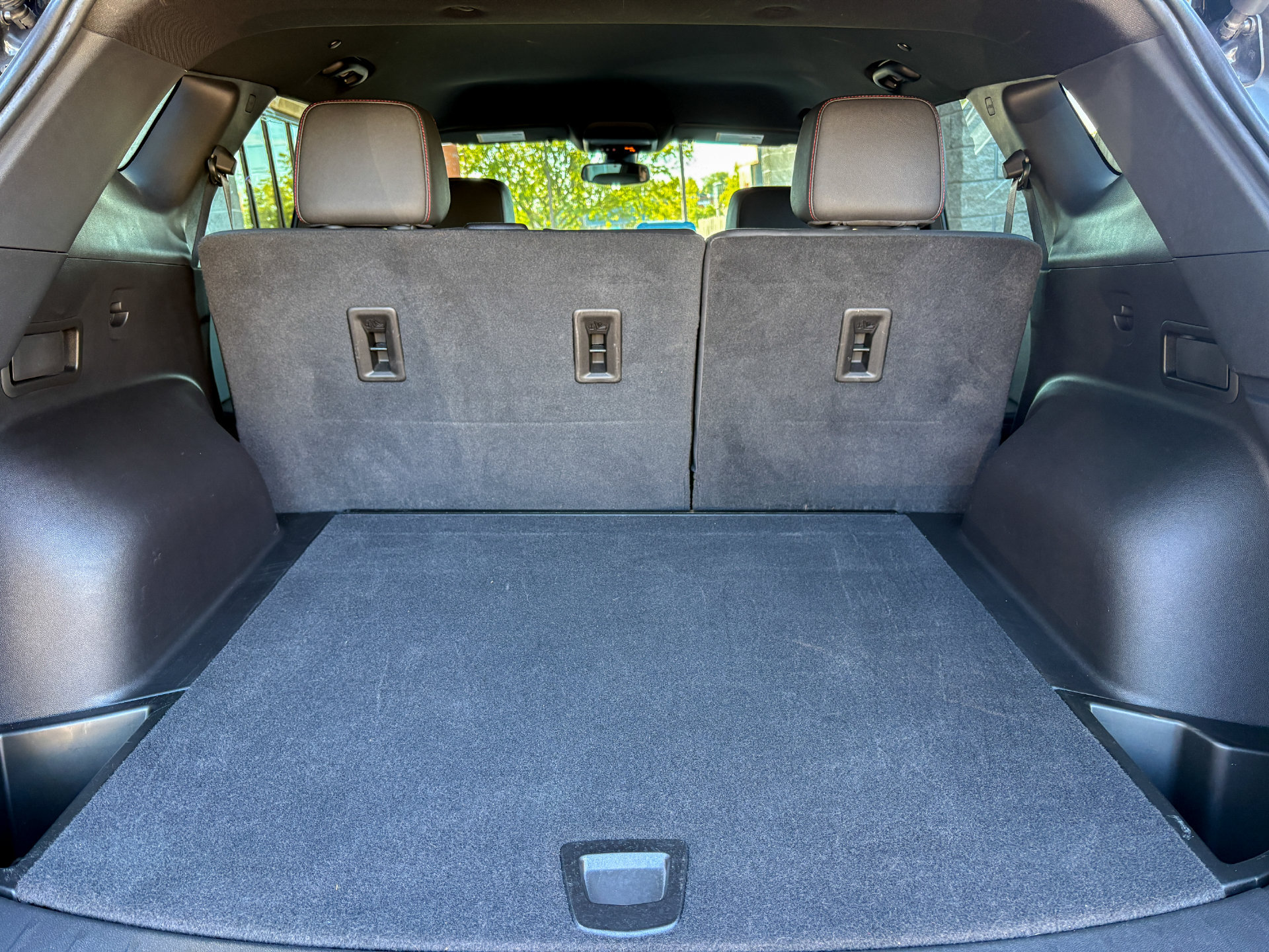 Used 2023 Chevrolet Blazer RS FWD image 36