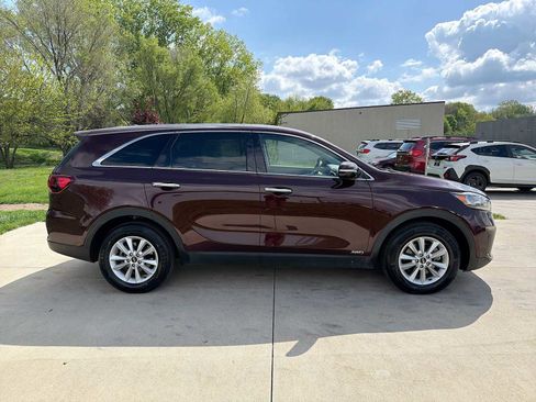 Used 2020 Kia Sorento AWD V6 image 7