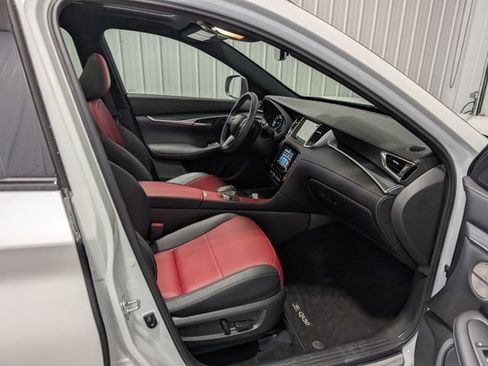 Used 2023 INFINITI QX50 Sport AWD/4WD image 29