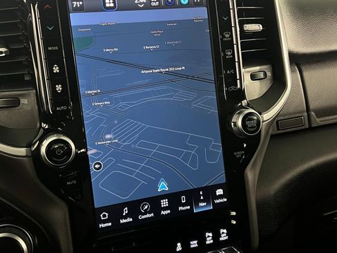 Used 2024 RAM 2500 Big Horn w/ Sport Appearance Package image 21