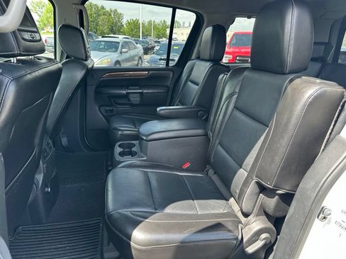 Used 2014 Nissan Armada Platinum AWD/4WD image 15