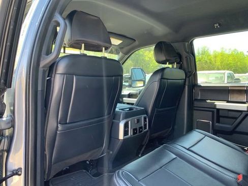 Used 2022 Ford F350 Lariat w/ Chrome Package AWD/4WD image 19
