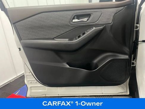 Used 2023 Nissan Rogue SV AWD/4WD image 9