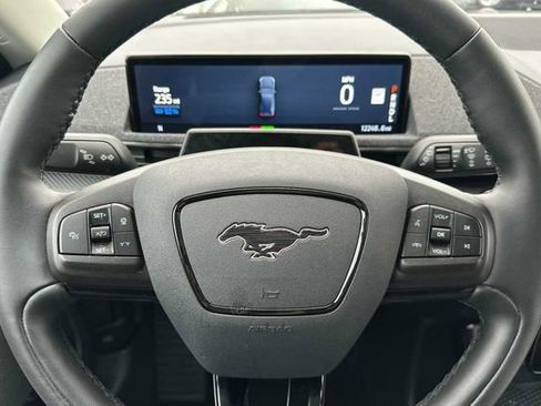 Used 2022 Ford Mustang Mach-E Premium image 22