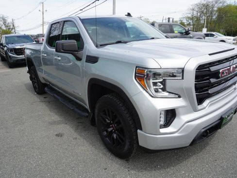 Used 2020 GMC Sierra 1500 Elevation w/ Elevation Value Package AWD/4WD image 4