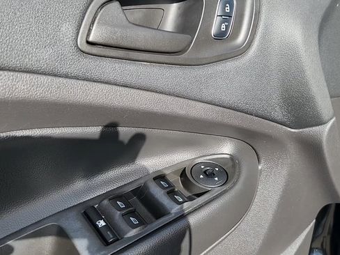 Used 2017 Ford Escape S image 30