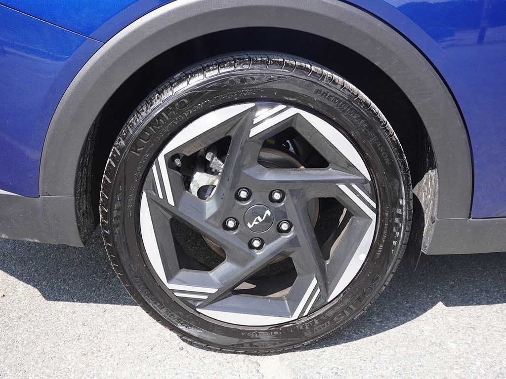 Certified 2025 Kia K4 EX FWD image 17