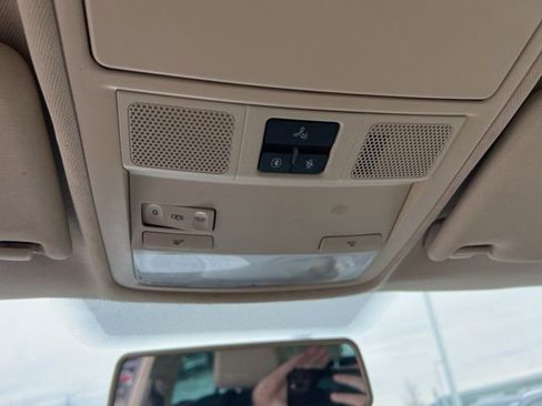 Used 2011 Volkswagen Tiguan 2WD image 21