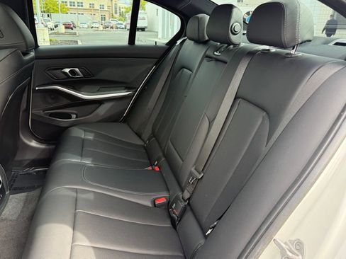 Used 2024 BMW 330i xDrive Sedan w/ M Sport Package AWD/4WD image 16