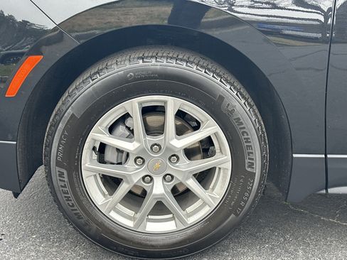 Certified 2024 Chevrolet Equinox LT w/ LPO, Floor Liner Package image 13