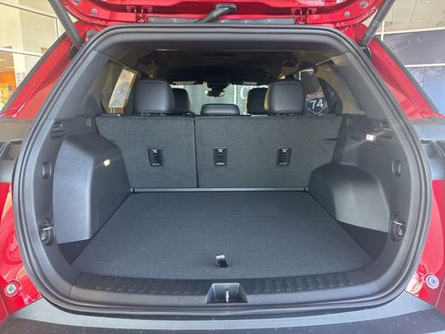 New 2026 Chevrolet Equinox ACTIV w/ Convenience Package III image 11