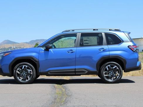 New 2025 Subaru Forester Limited image 3