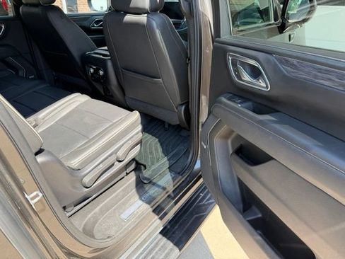 Used 2021 GMC Yukon XL SLT AWD/4WD image 21