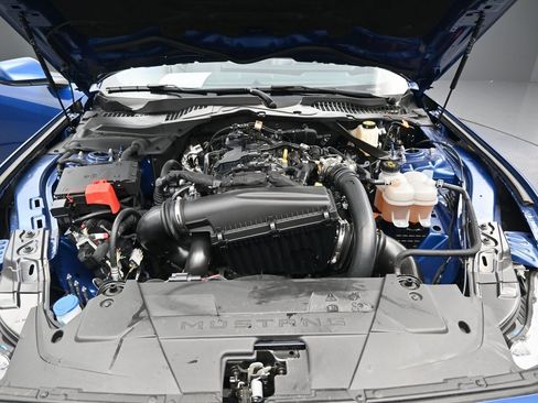 Used 2024 Ford Mustang Premium image 31