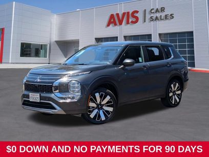 Used 2025 Mitsubishi Outlander SE