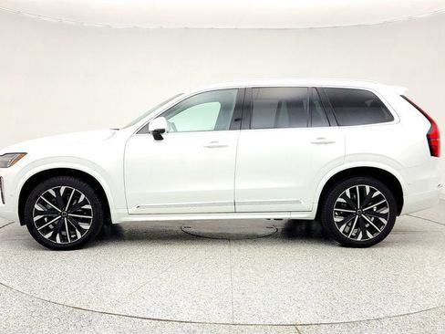 Used 2025 Volvo XC90 B6 Plus image 8
