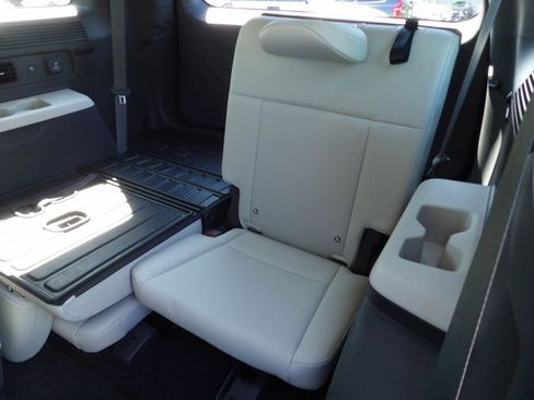 Certified 2025 Hyundai Santa Fe Limited AWD/4WD image 25