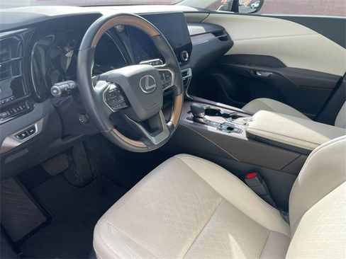 Certified 2023 Lexus RX 350 Premium Plus w/ Accessory Package (Z1) image 4