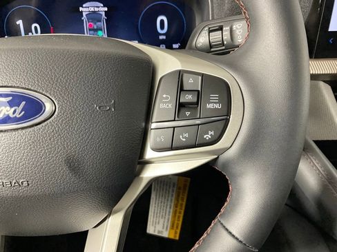 New 2026 Ford Explorer Active RWD image 26