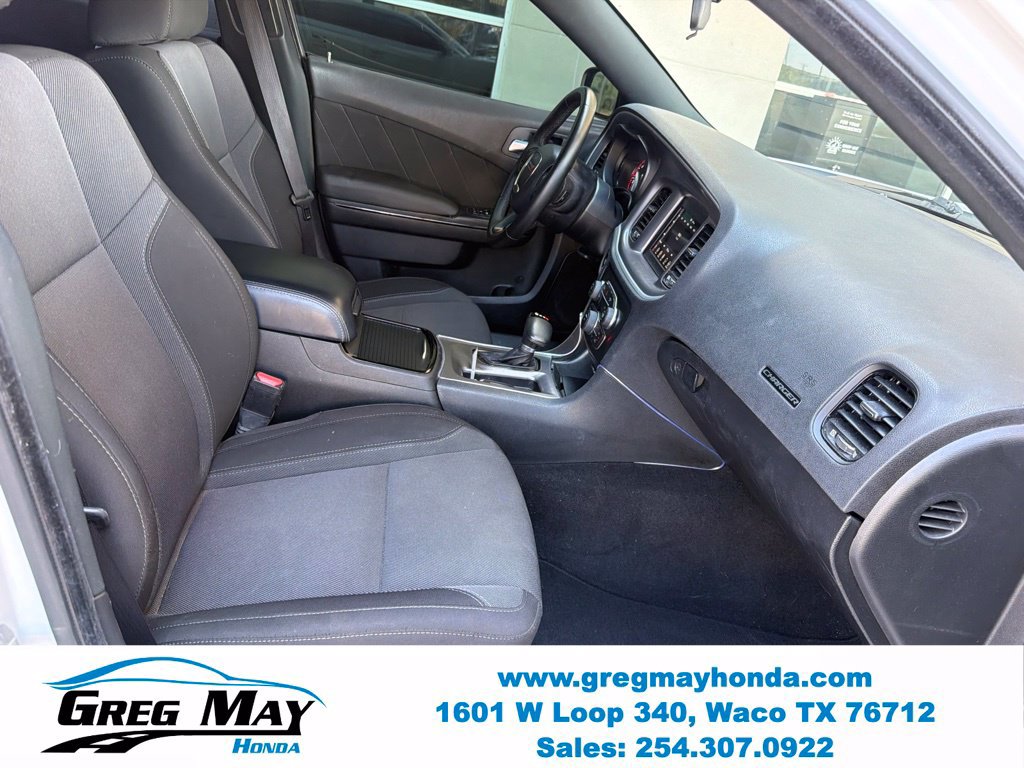 Used 2022 Dodge Charger SXT w/ Blacktop Package RWD image 30