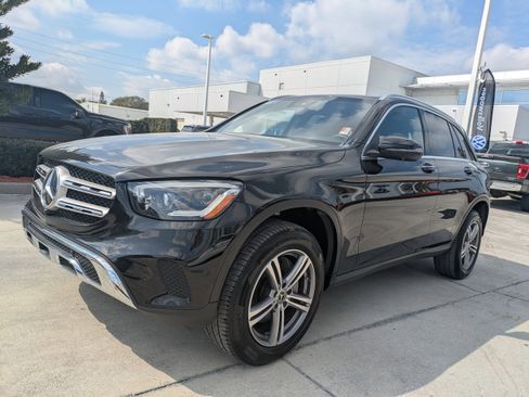 Used 2022 Mercedes-Benz GLC 300 4MATIC image 8