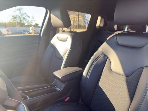 New 2026 Jeep Compass Latitude image 7