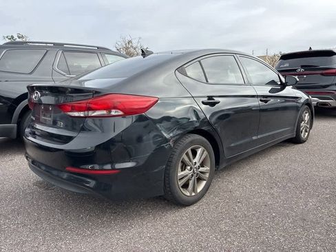 Used 2018 Hyundai Elantra SEL image 3