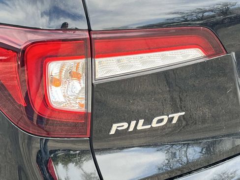 Used 2020 Honda Pilot Black Edition image 10