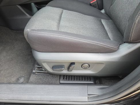 Certified 2024 Nissan Rogue SV FWD image 19