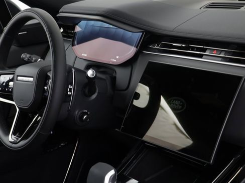 Used 2025 Land Rover Range Rover Sport Dynamic SE image 22