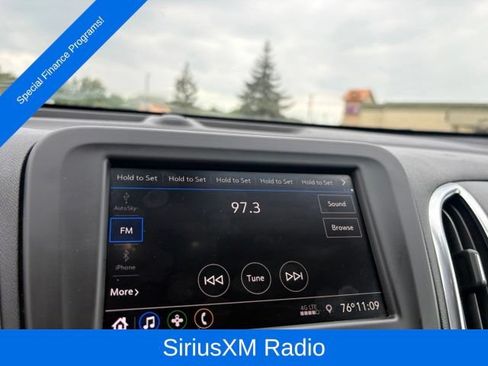 Used 2021 Chevrolet Equinox LT FWD image 20