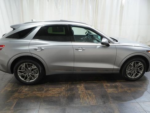 Used 2024 Genesis GV70 2.5T w/ Advanced Package image 3