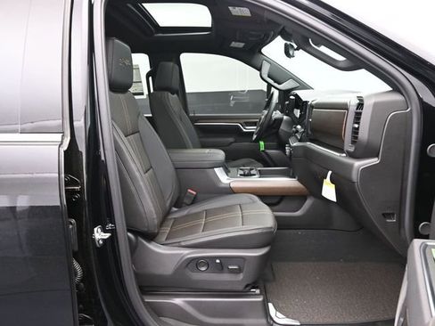 New 2026 Chevrolet Silverado 2500 High Country w/ High Country Premium Package AWD/4WD image 39