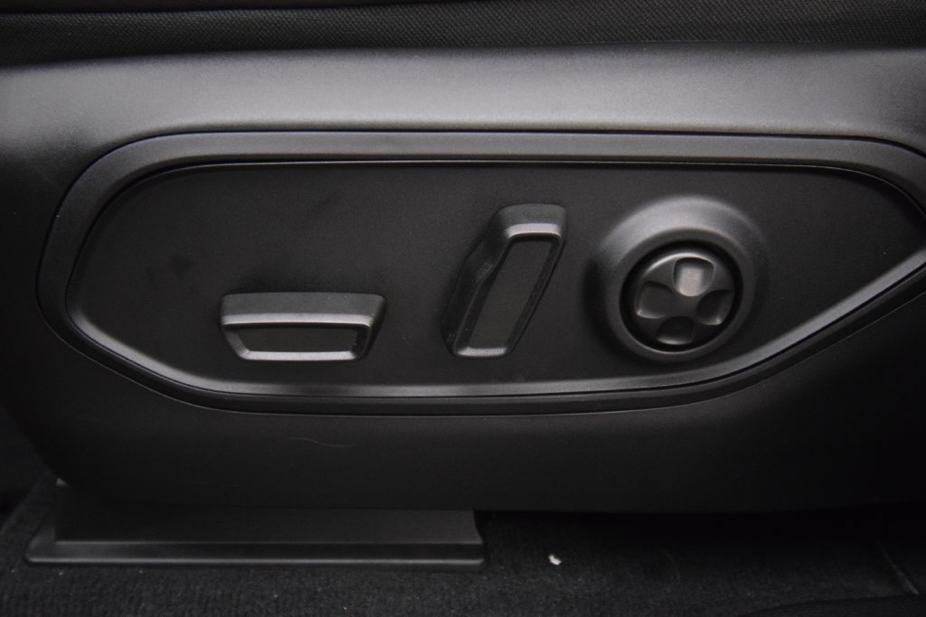 New 2027 Jeep Grand Cherokee Limited AWD/4WD image 36