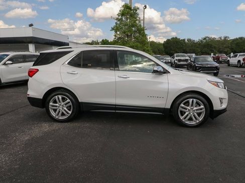 Used 2019 Chevrolet Equinox Premier image 11