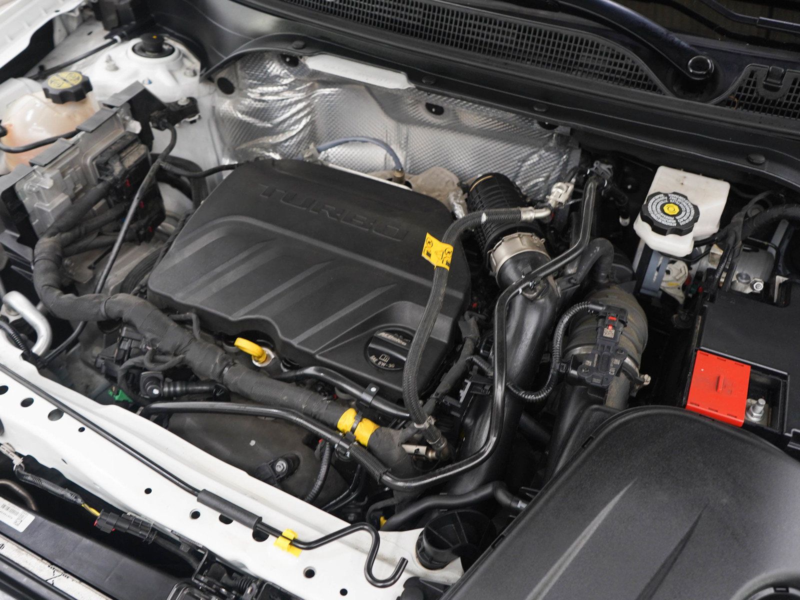 Used 2024 Buick Envista Preferred w/ Advanced Safety Package FWD image 29