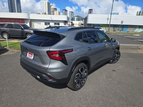 New 2026 Chevrolet Trax RS w/ Sunroof Package image 3
