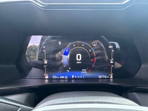 Used 2023 Chevrolet Colorado Z71 w/ Z71 Convenience Package 2 AWD/4WD image 22