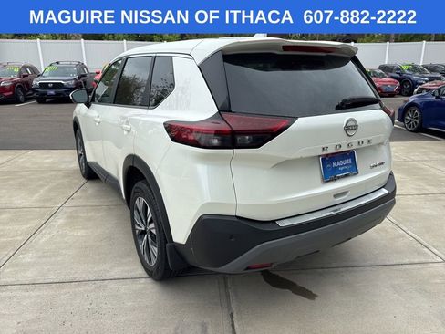 Used 2023 Nissan Rogue SV AWD/4WD image 4