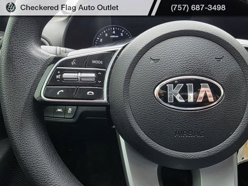 Used 2020 Kia Forte LXS image 12