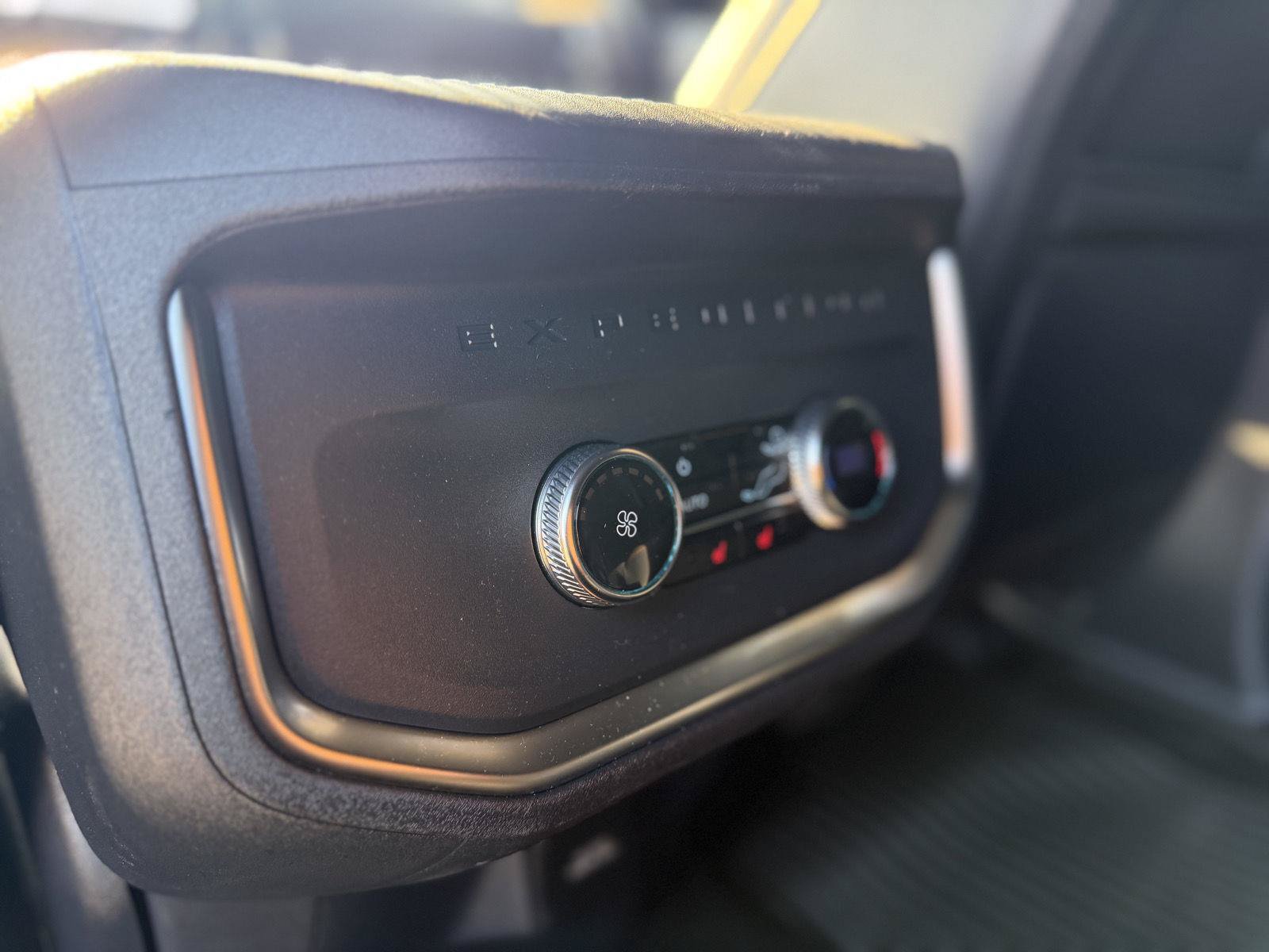 Used 2025 Ford Expedition Tremor AWD/4WD image 20