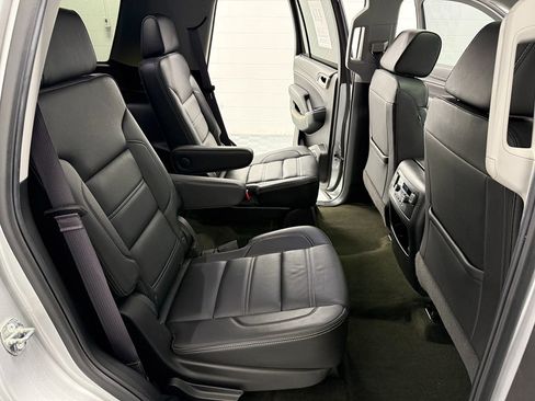Used 2017 GMC Yukon Denali w/ Open Road Package image 15