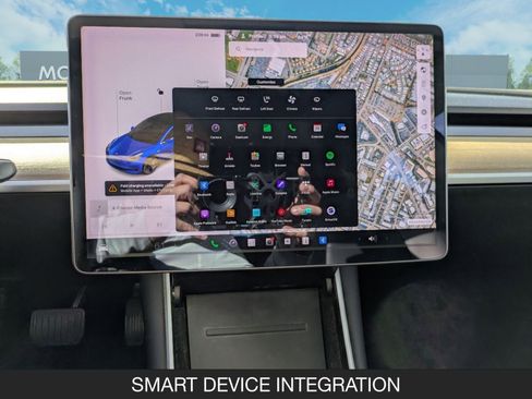 Used 2018 Tesla Model 3 Long Range image 17