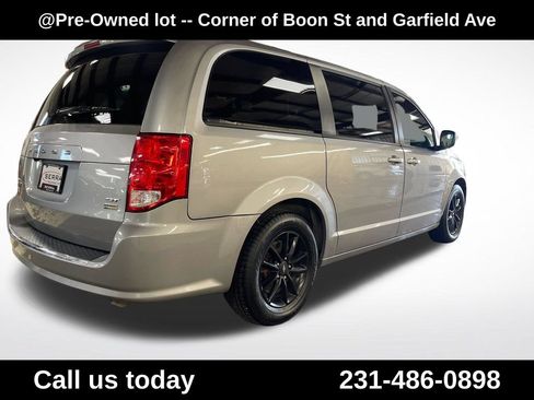 Used 2019 Dodge Grand Caravan GT FWD image 5