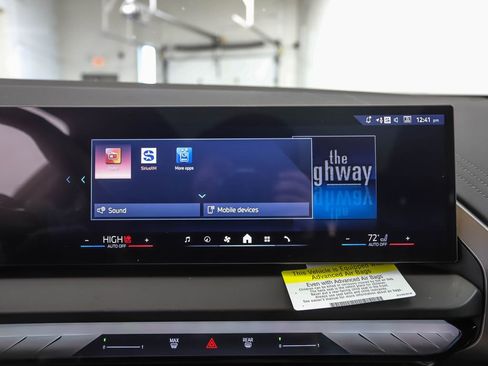 New 2026 BMW X3 xDrive30 w/ Premium Package image 16