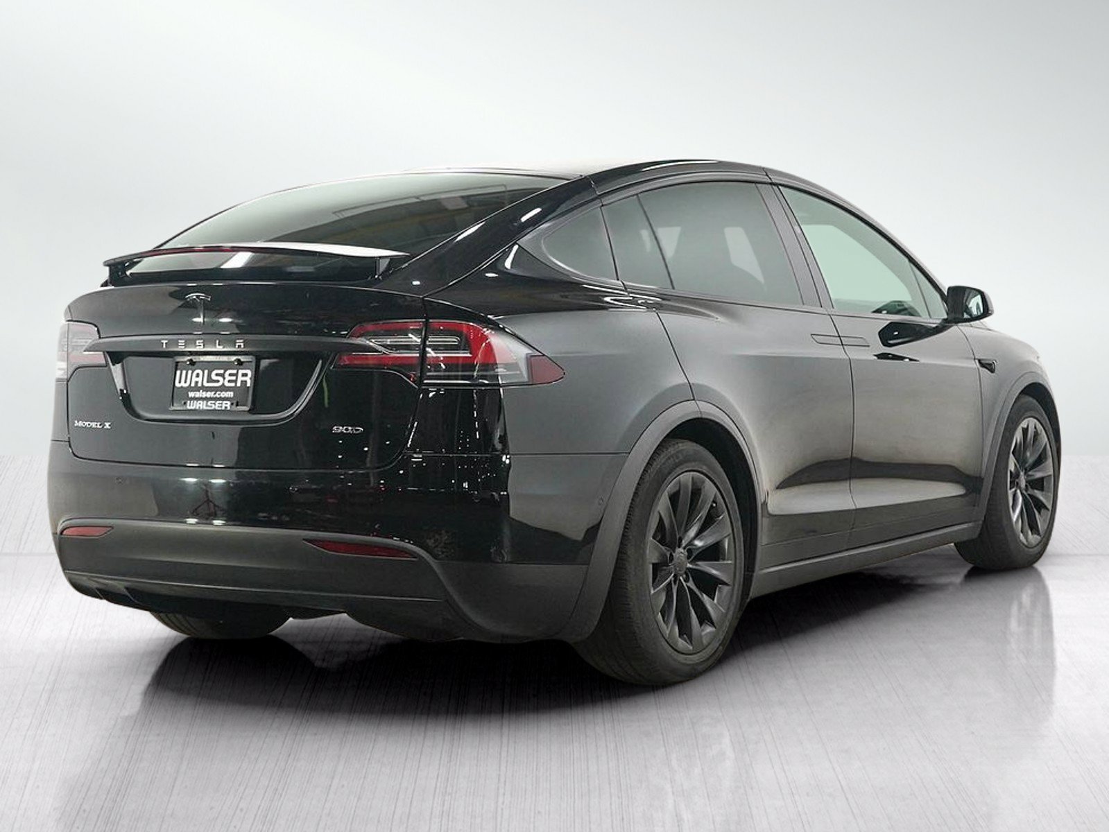 Used 2017 Tesla Model X 90D AWD/4WD image 5