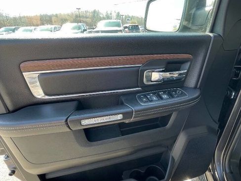 Used 2017 RAM 1500 Laramie w/ Convenience Group image 14