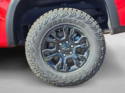 New 2026 Chevrolet Silverado 1500 ZR2 w/ Dark Appearance Package AWD/4WD image 11