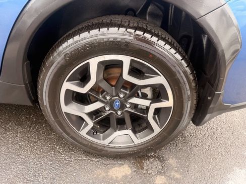 Used 2017 Subaru Crosstrek 2.0i Premium AWD/4WD image 8